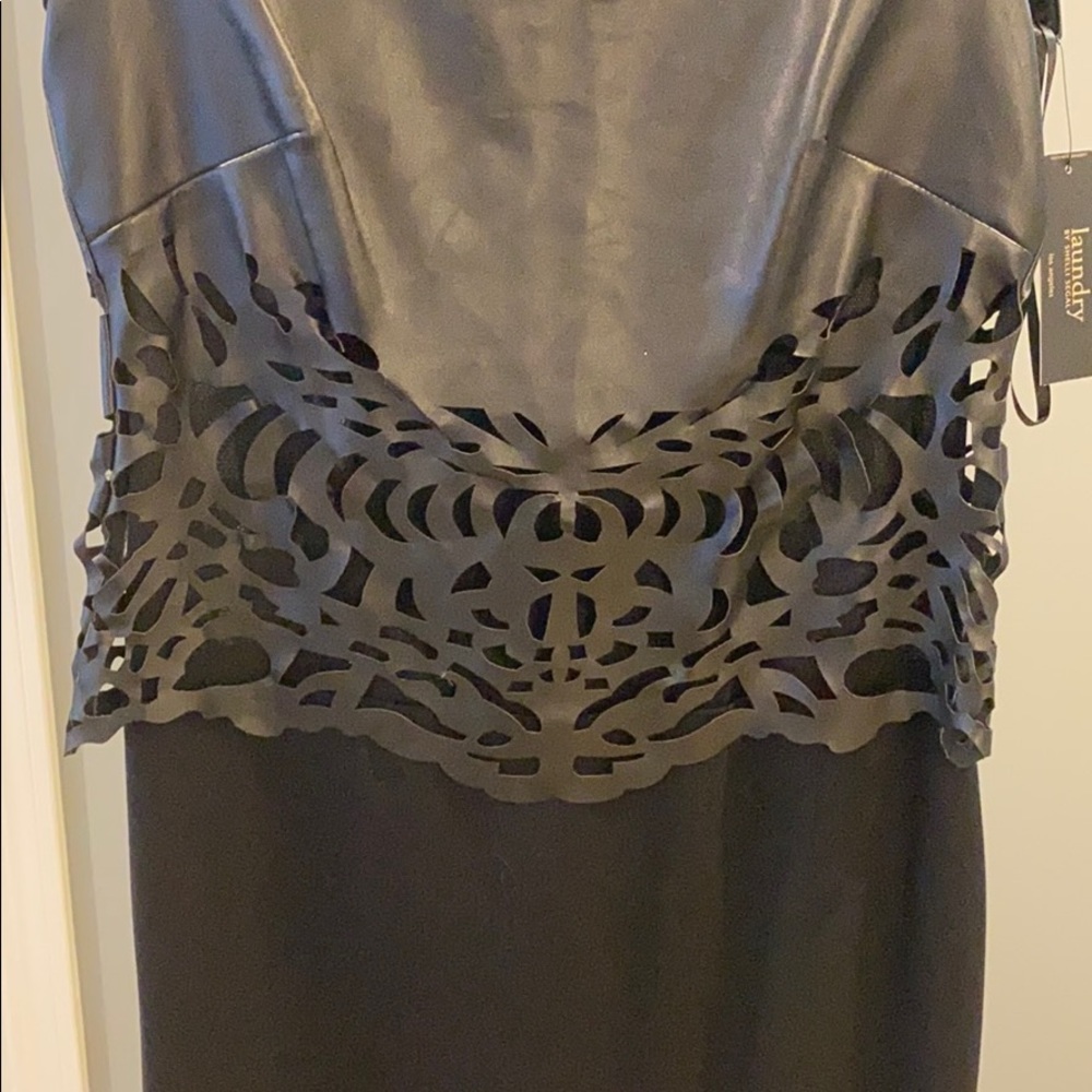 Dress - Picture 4 of 5